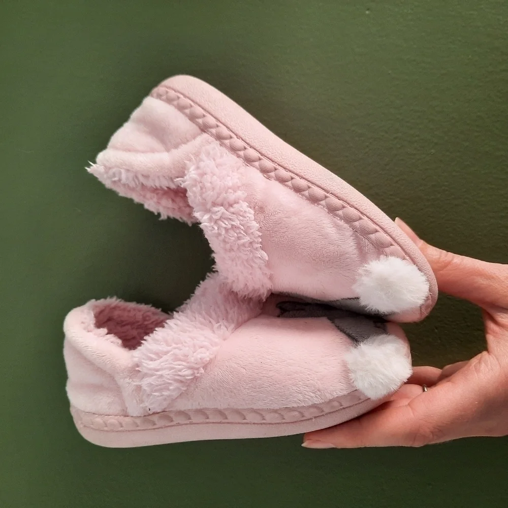 Wonder Nation Pink Fuzzy Bunny Slippers 7-8